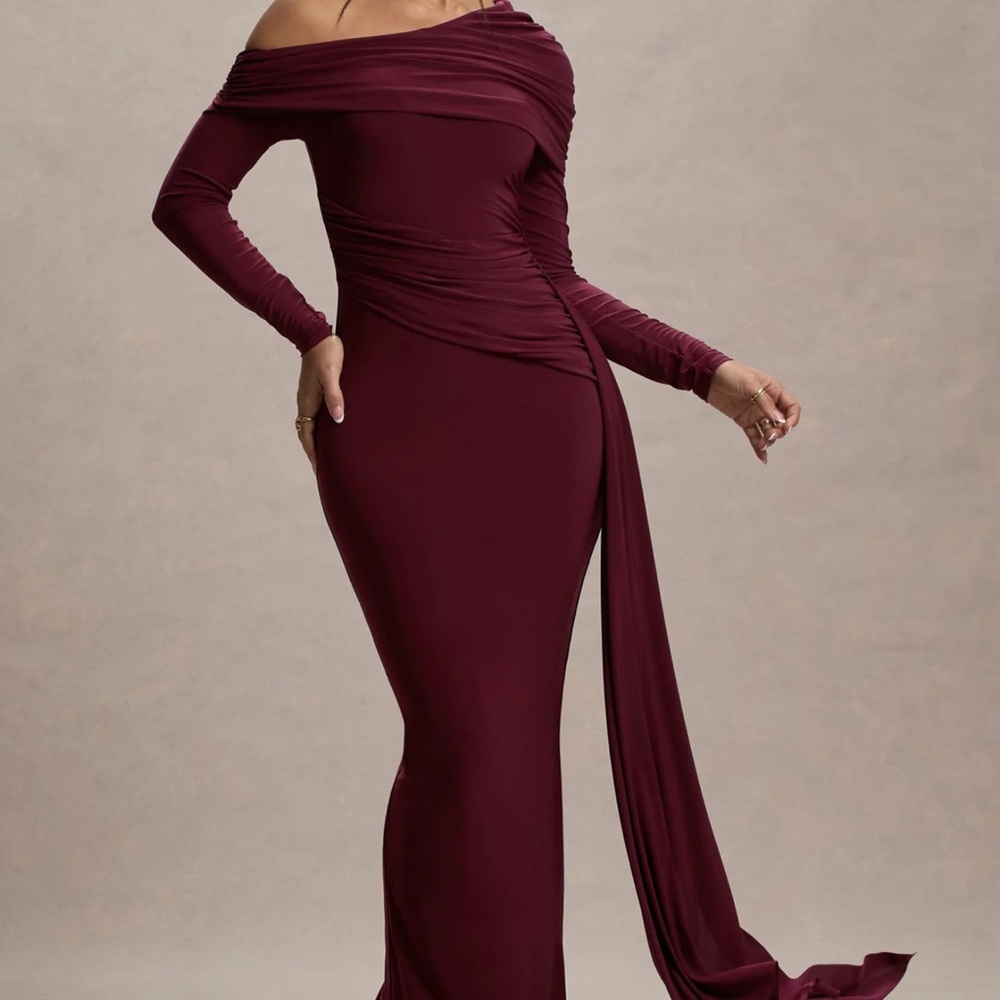 Elegant Burgundy Off-Shoulder Dress